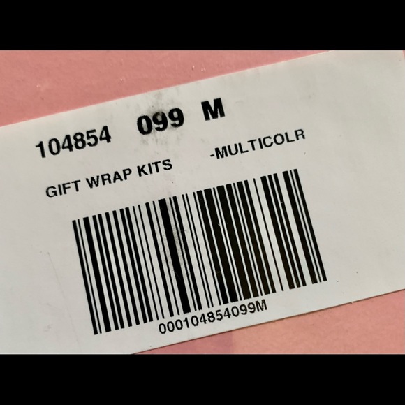 Victoria's Secret set of three gift boxes! - Picture 6 of 6